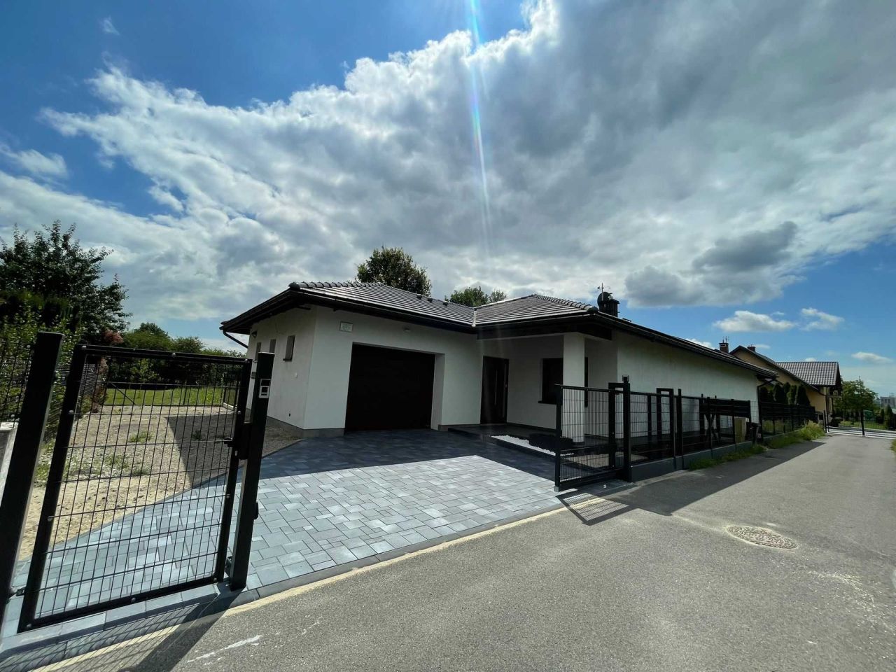 dom wolnostojący Kraków Prokocim, ul. Rączna. Zdjęcie 1