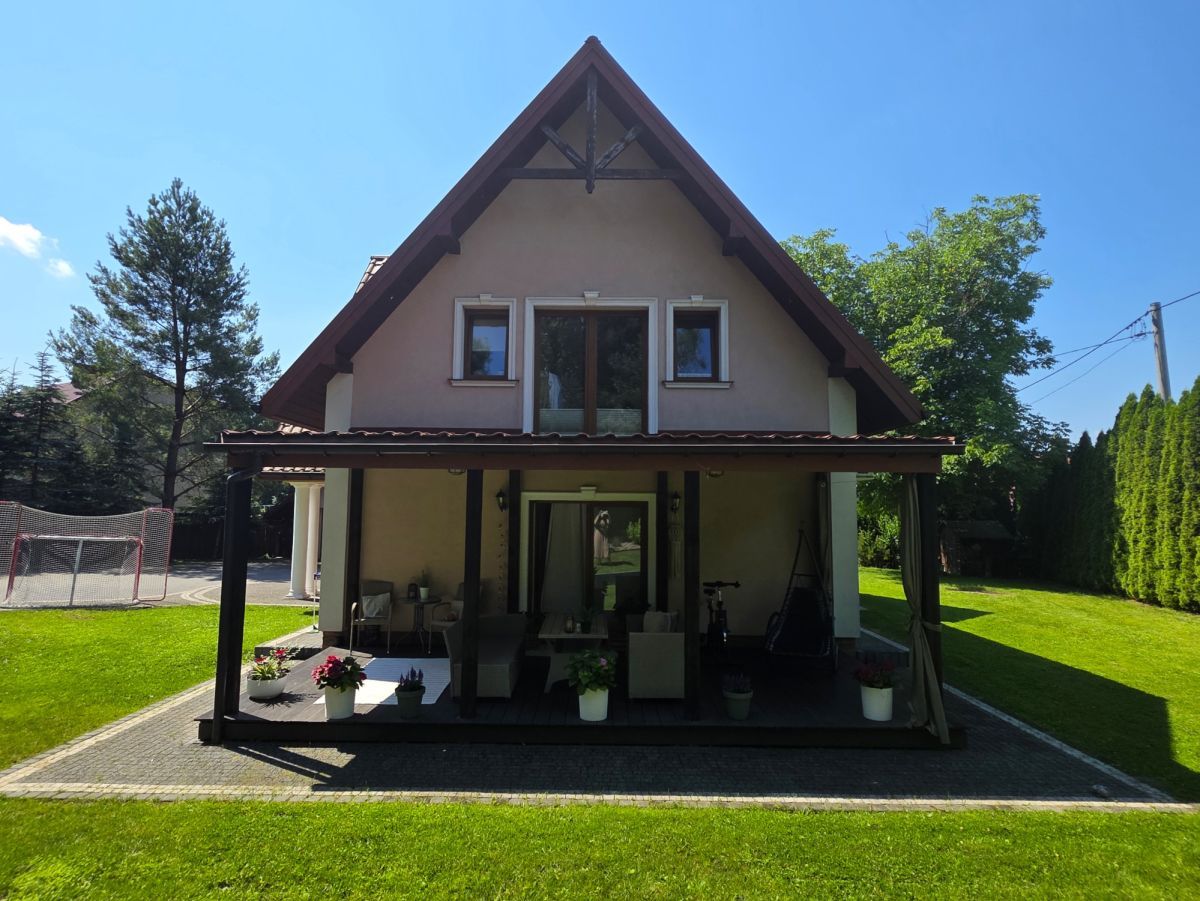 dom wolnostojący, 4 pokoje Sanok Olchowce, ul. Kmicica. Zdjęcie 4