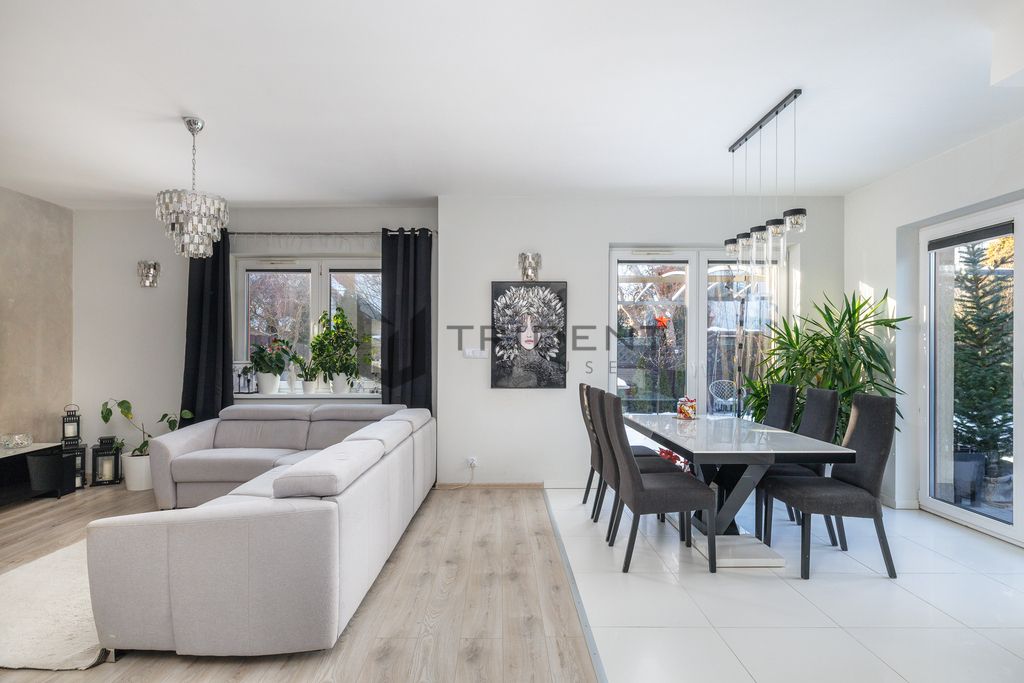 bliźniak, 5 pokoi Krupia Wólka. Zdjęcie 5