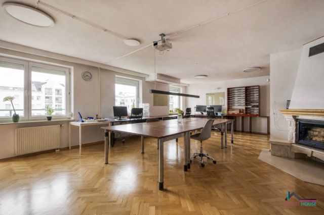 Lokal Warszawa Ursynów, al. Komisji Edukacji Narodowej. Zdjęcie 1