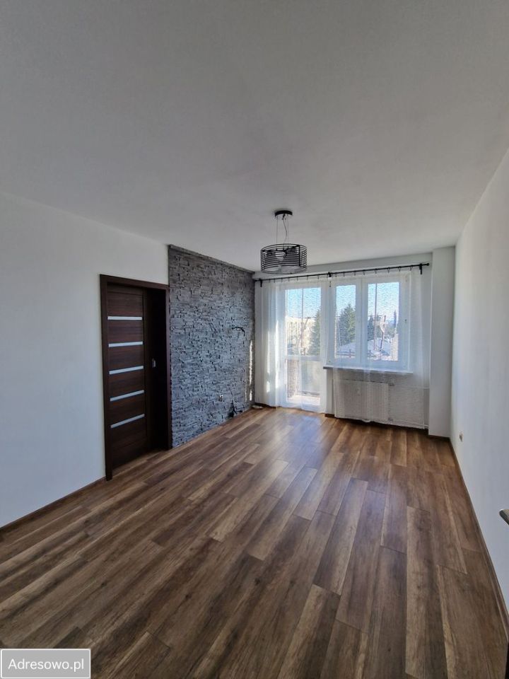 Mieszkanie 3-pokojowe Krosno, ul. Podchorążych. Zdjęcie 3