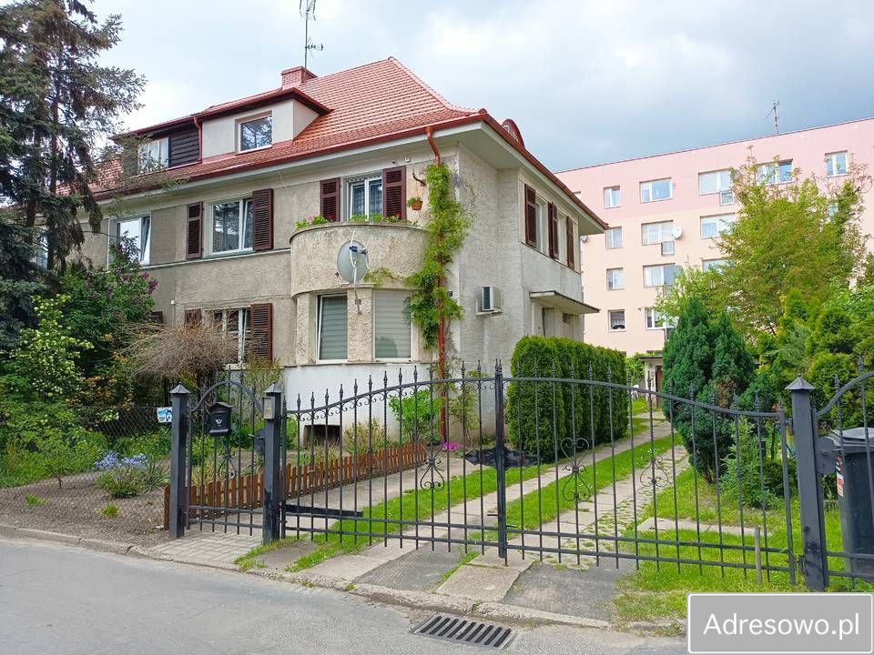 dom wolnostojący, 4 pokoje Nysa, ul. Żwirki i Wigury