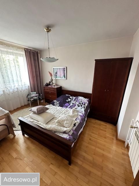 dom wolnostojący, 8 pokoi Miechów Centrum, os. Stefana Żeromskiego. Zdjęcie 3