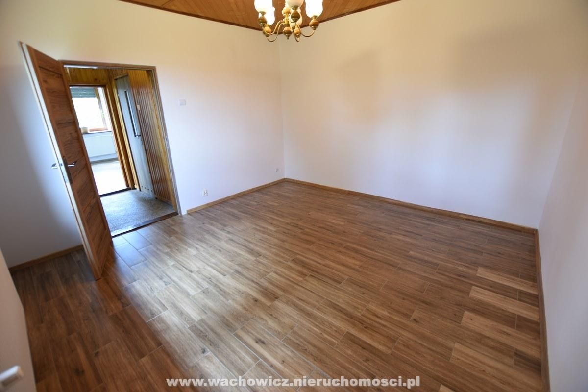 dom wolnostojący, 5 pokoi Kozłów. Zdjęcie 10