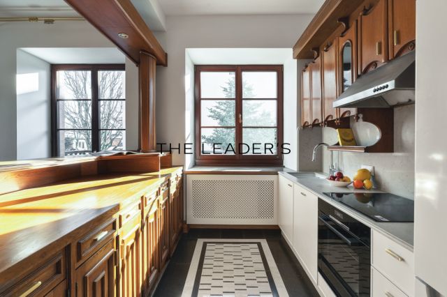 dom wolnostojący, 5 pokoi Warszawa Praga-Południe. Zdjęcie 1