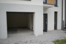 dom szeregowy, 5 pokoi Głosków, ul. Konduktorska. Zdjęcie 1