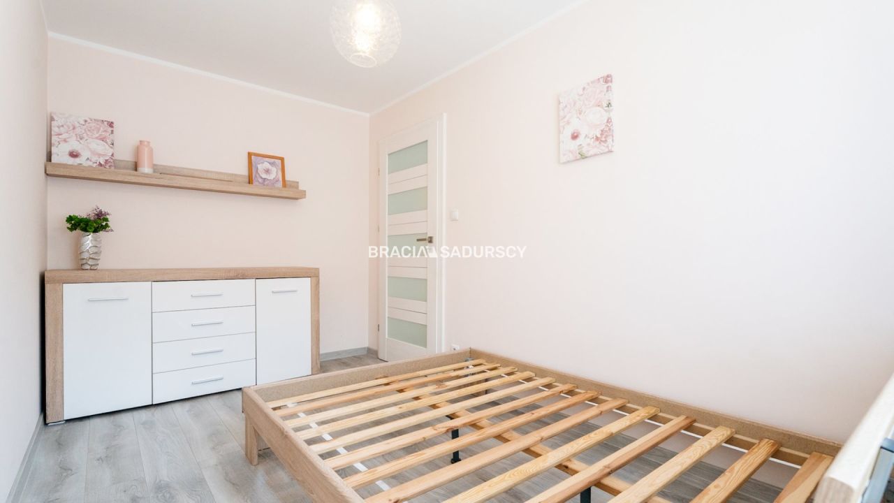 Mieszkanie 3-pokojowe Kraków Mistrzejowice, os. Piastów. Zdjęcie 3