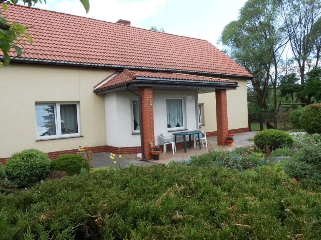 dom wolnostojący, 5 pokoi Kamienna Góra, obrzeża miasta. Zdjęcie 1