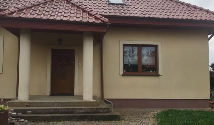 dom wolnostojący Chojniczki