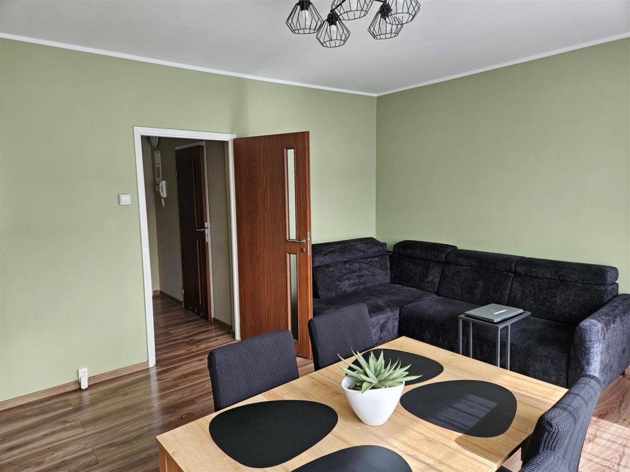 Mieszkanie 2-pokojowe Świebodzice Osiedle Piastowskie. Zdjęcie 2