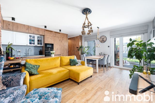 Mieszkanie 4-pokojowe Warszawa Włochy, ul. Marcina Flisa. Zdjęcie 1