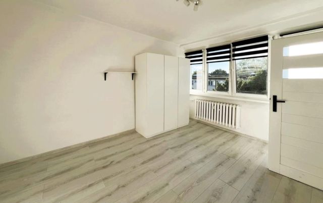 Mieszkanie 1-pokojowe Koszalin Przylesie, ul. Juliana Tuwima. Zdjęcie 2