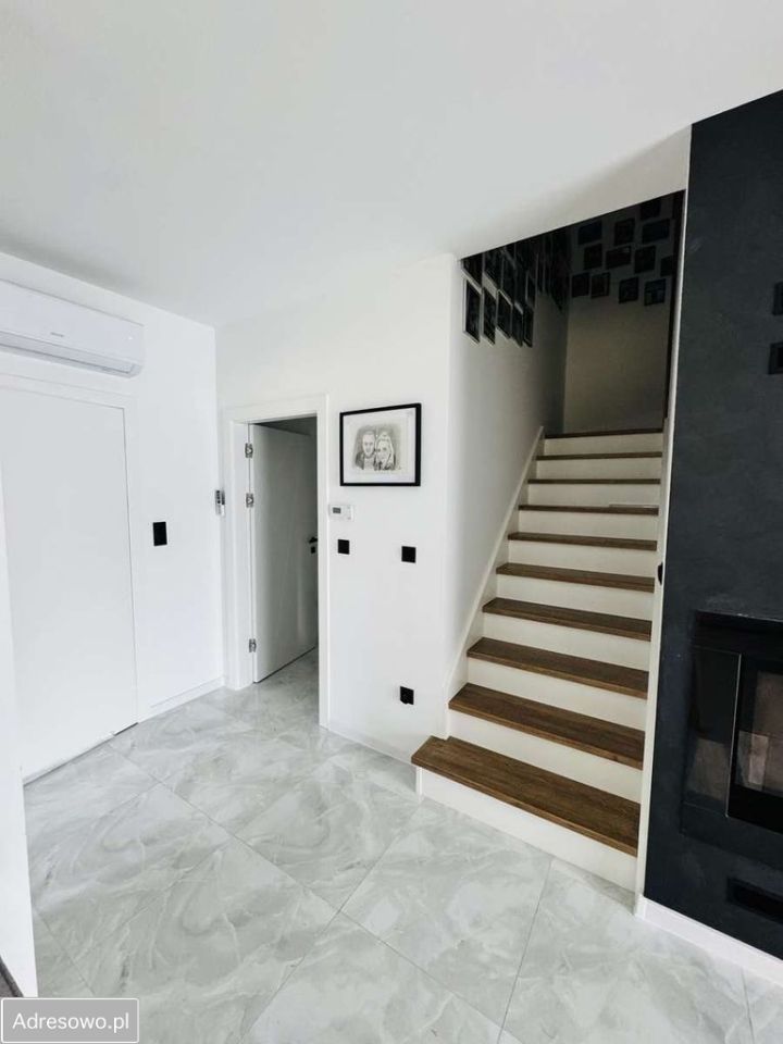 dom wolnostojący, 4 pokoje Czerwona Wola. Zdjęcie 10