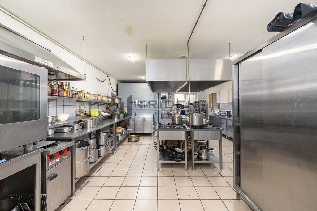 Nieruchomość komercyjna Siedliska. Zdjęcie 25