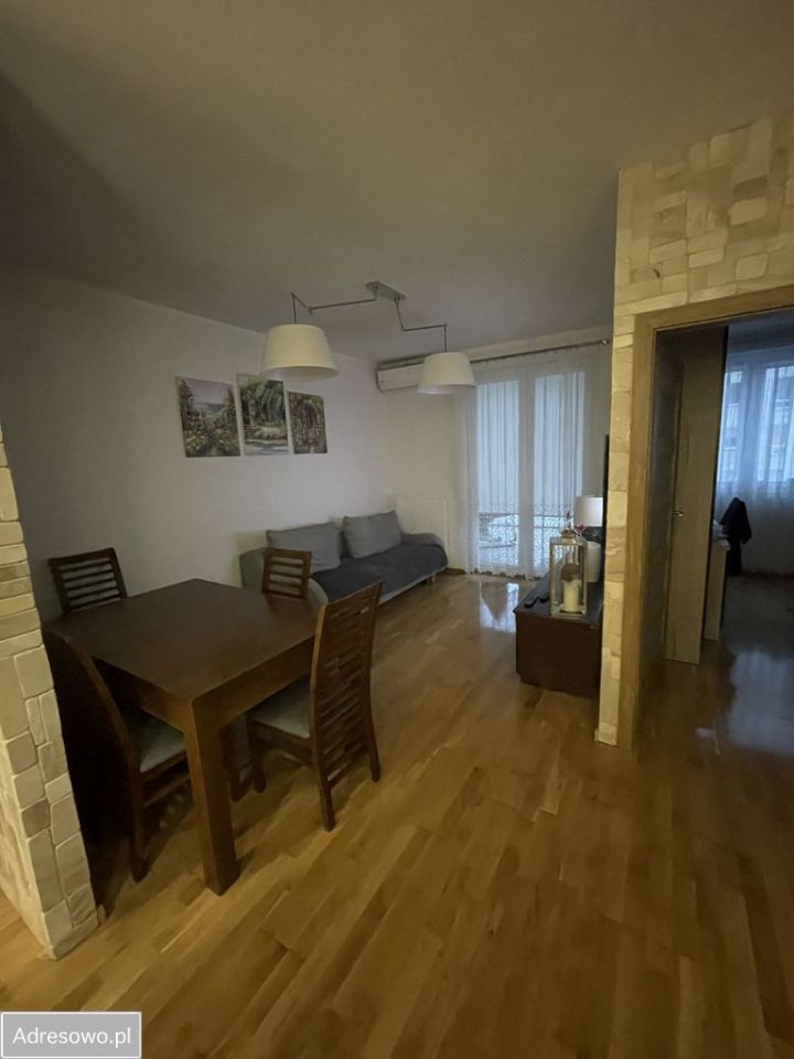 Mieszkanie 2-pokojowe Warszawa Ursus, ul. Starodęby. Zdjęcie 1