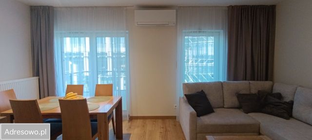 Mieszkanie 3-pokojowe Kraków Zabłocie, ul. Stanisława Klimeckiego. Zdjęcie 1