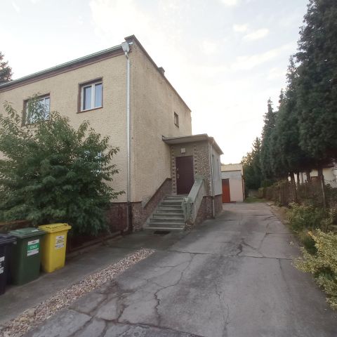dom wolnostojący, 5 pokoi Legnica Stare Piekary, ul. Pątnowska. Zdjęcie 1