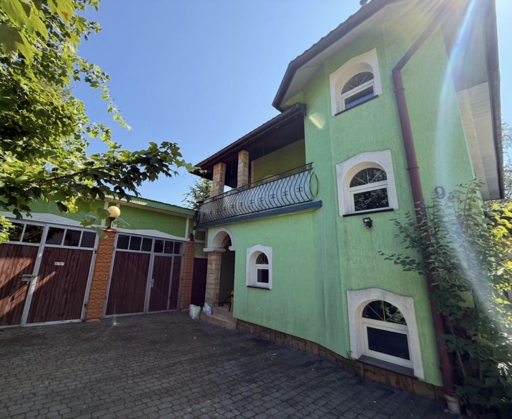 dom wolnostojący Ustrzyki Dolne, ul. Fabryczna