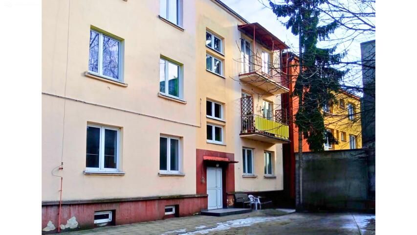 Mieszkanie 2-pokojowe Radomsko, pl. Plac 3 Maja. Zdjęcie 1