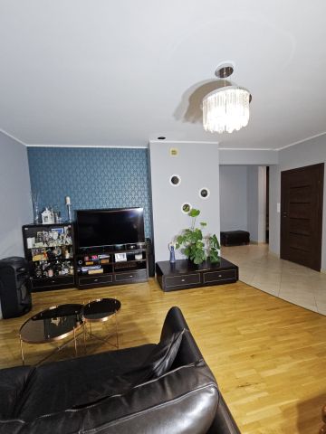 Mieszkanie 6-pokojowe Kobyłka Maciołki, ul. Porzeczkowa. Zdjęcie 1