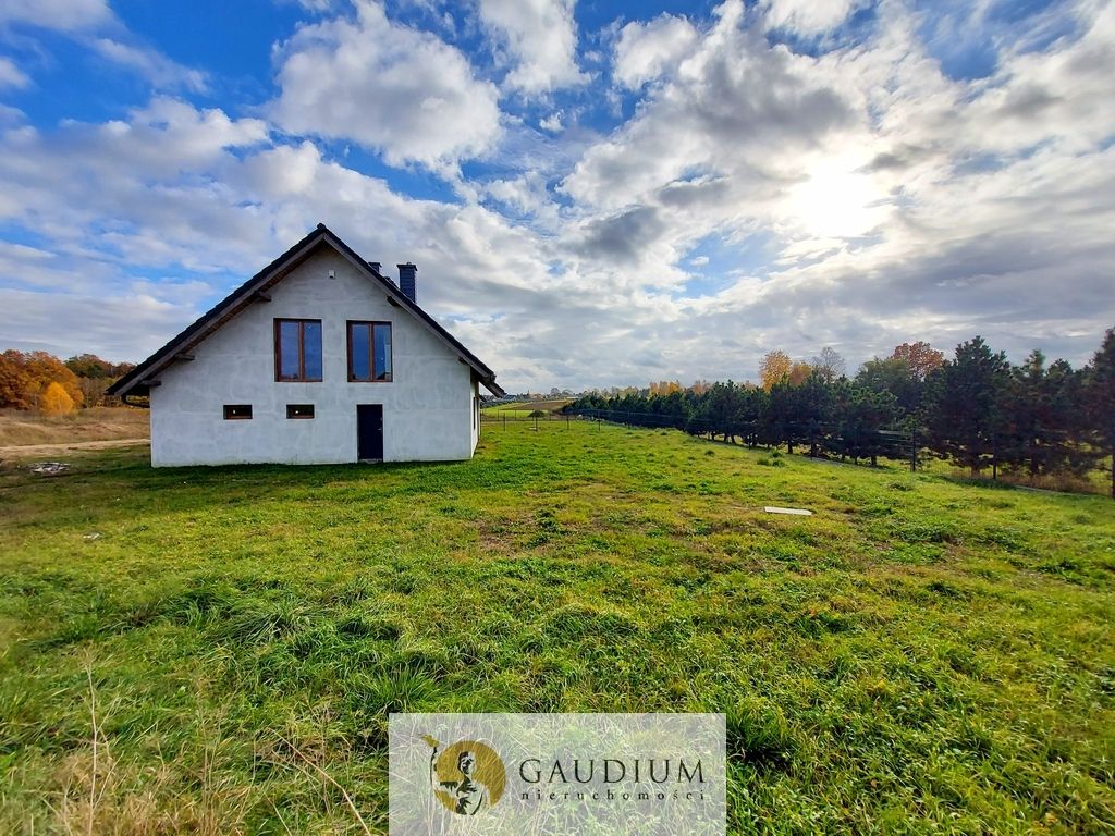 dom wolnostojący, 6 pokoi Skrzeszewo