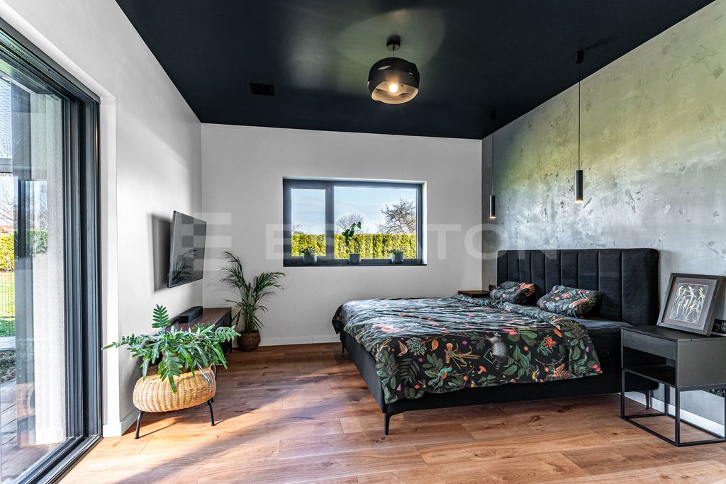 dom wolnostojący, 4 pokoje Trzciana. Zdjęcie 8