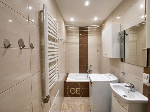 Mieszkanie 3-pokojowe Kraków Bieżanów, ul. Bieżanowska. Zdjęcie 12
