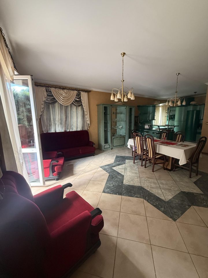 dom wolnostojący, 5 pokoi Warszawa Wawer, ul. Wał Miedzeszyński. Zdjęcie 7