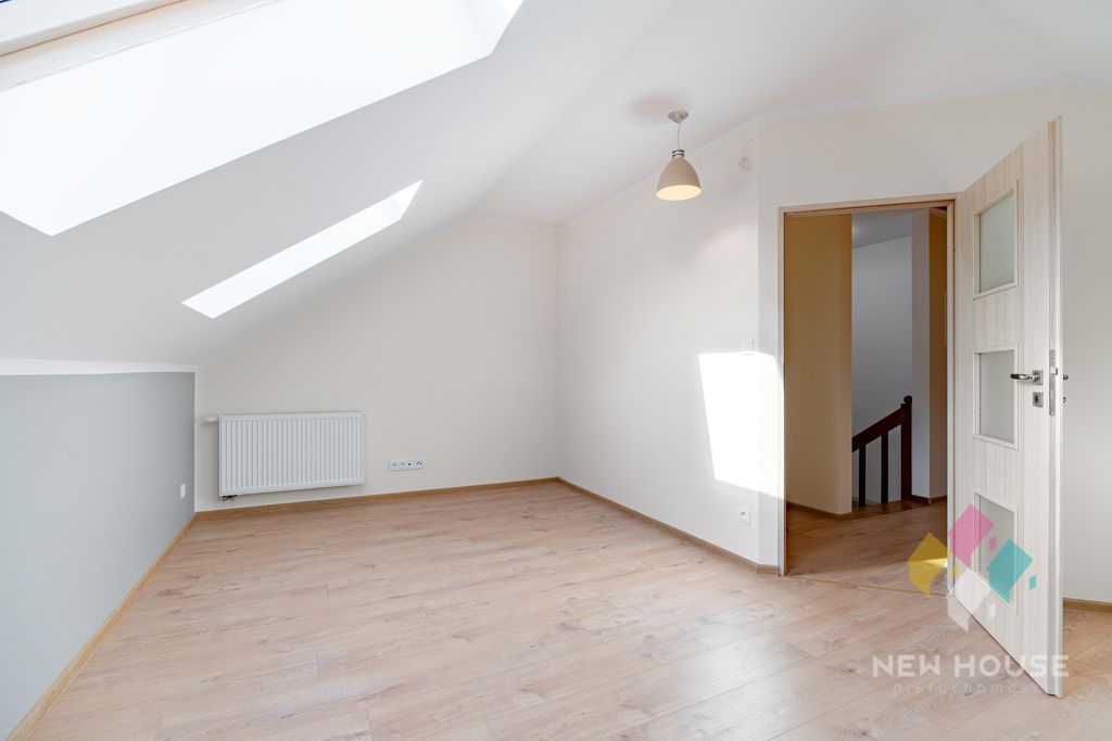 dom wolnostojący, 6 pokoi Patryki. Zdjęcie 18