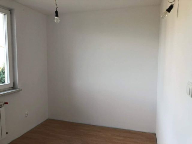 bliźniak, 3 pokoje Opaka. Zdjęcie 6