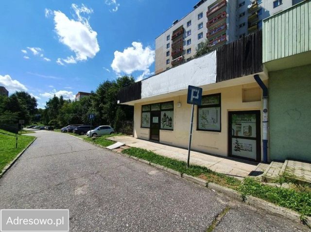 Lokal Kraków Kurdwanów, ul. por. Halszki. Zdjęcie 1