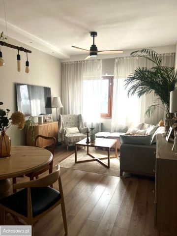 Mieszkanie 3-pokojowe Katowice Śródmieście. Zdjęcie 1