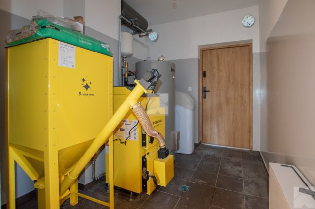 dom wolnostojący, 4 pokoje Wiśniowa. Zdjęcie 6