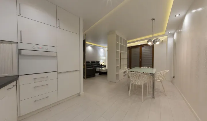 Mieszkanie 3-pokojowe Warszawa Wola, ul. Wronia