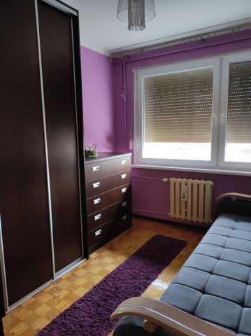 Mieszkanie 3-pokojowe Słupca Centrum, os. Niepodległości. Zdjęcie 1