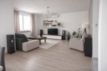 dom wolnostojący, 6 pokoi Budy Trzcińskie. Zdjęcie 2