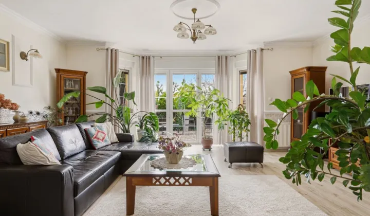 dom wolnostojący, 5 pokoi Oława, ul. Wiejska