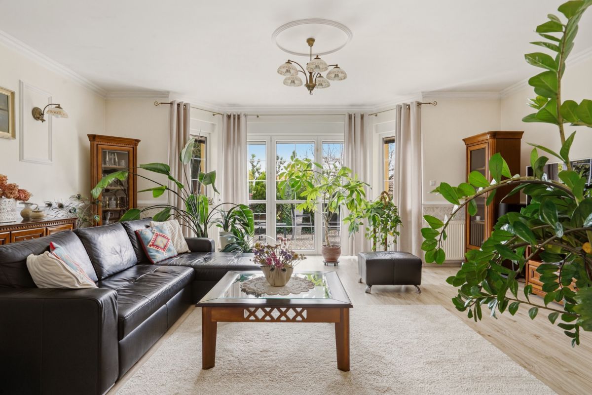 dom wolnostojący, 5 pokoi Oława, ul. Wiejska. Zdjęcie 1