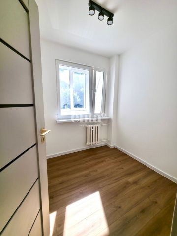 Mieszkanie 2-pokojowe Rumia Centrum, ul. Księdza Lucjana Gierosa. Zdjęcie 7