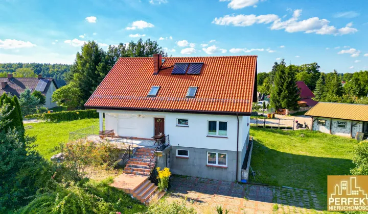 dom wolnostojący, 10 pokoi Ługwałd