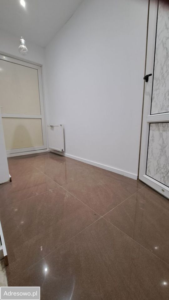 dom wolnostojący, 2 pokoje Wielonek. Zdjęcie 3