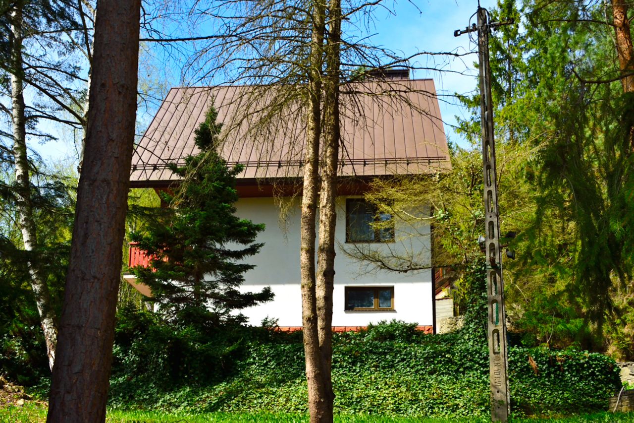 dom wolnostojący, 5 pokoi Zabrzeż. Zdjęcie 5
