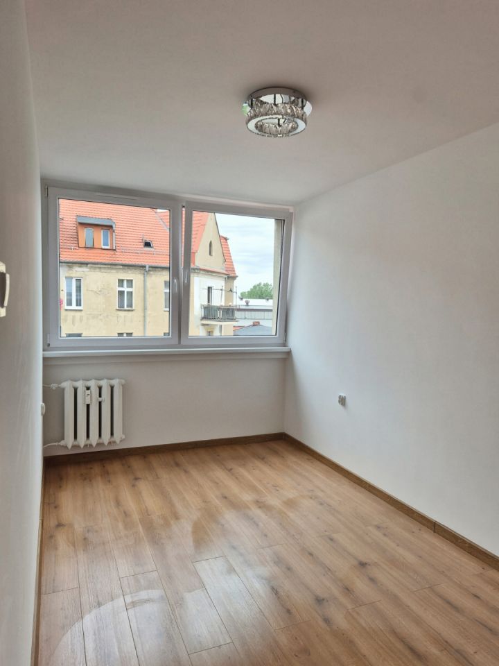 Mieszkanie 3-pokojowe Legnica Zosinek, ul. Senatorska. Zdjęcie 7