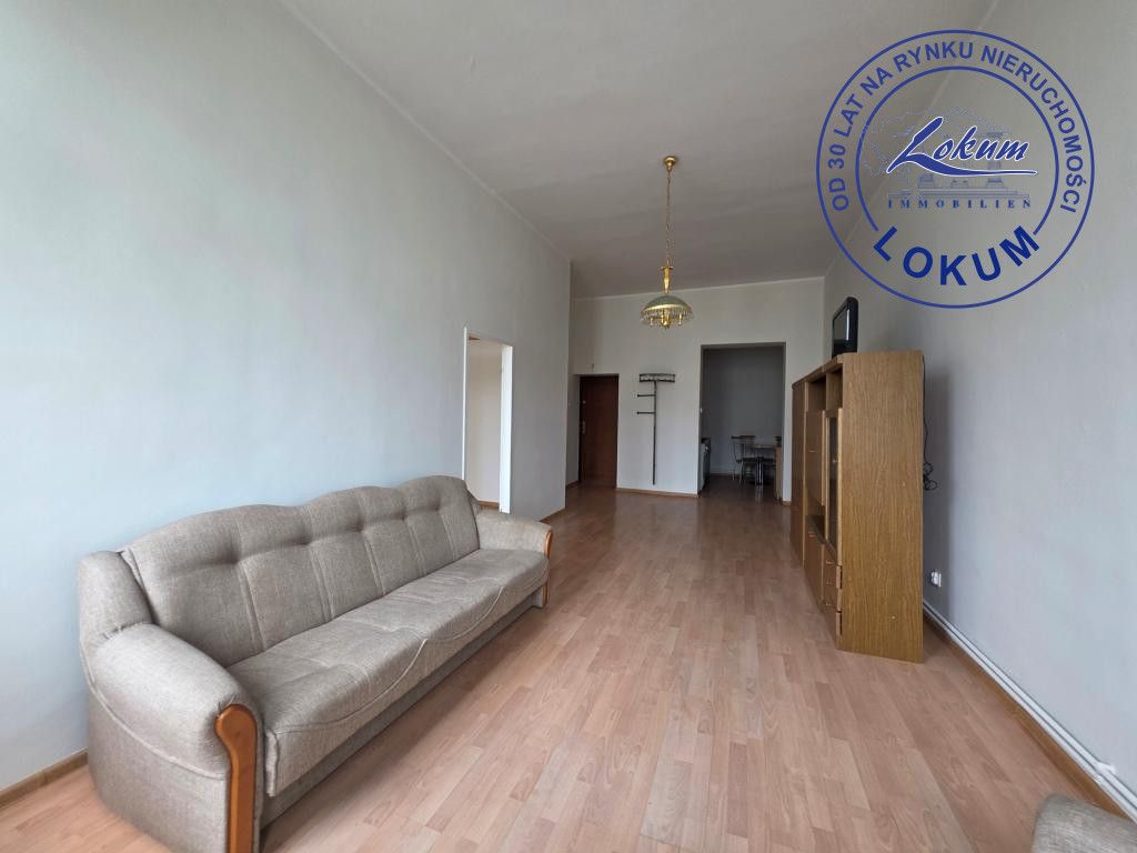 Mieszkanie 4-pokojowe Leszno, pl. Nowy Rynek. Zdjęcie 3