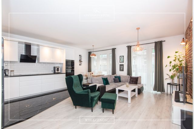 Mieszkanie 4-pokojowe Poznań Wilda, ul. św. Czesława. Zdjęcie 2