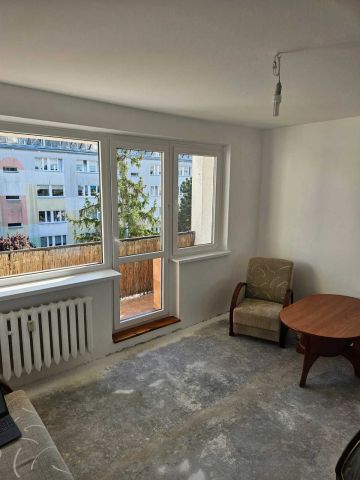 Mieszkanie 4-pokojowe Łódź Bałuty, ul. 11 Listopada. Zdjęcie 1