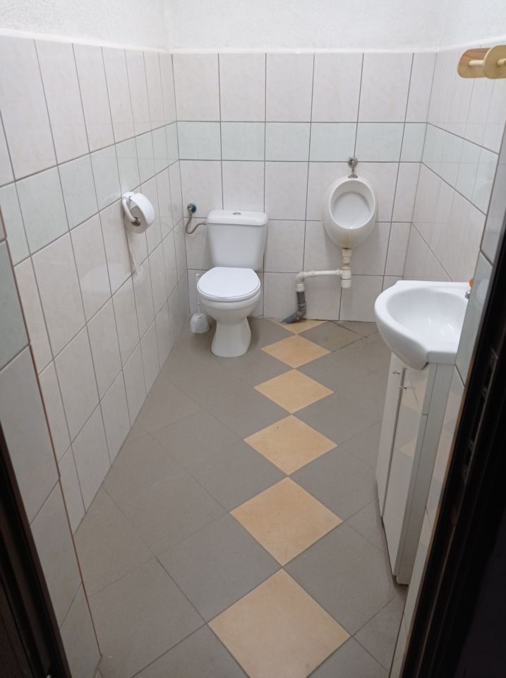 Hala/magazyn Stare Ślepce. Zdjęcie 9