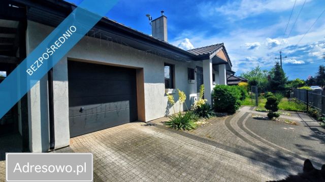 dom wolnostojący, 4 pokoje Zielonka, ul. Jeżynowa. Zdjęcie 1