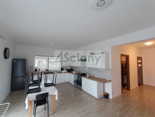 dom wolnostojący, 4 pokoje Rusiec. Zdjęcie 5