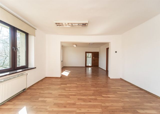 dom wolnostojący, 6 pokoi Bielsko-Biała, ul. Konstantego Damrota. Zdjęcie 25